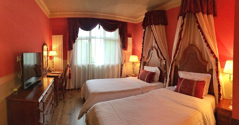 青山绿水间自由的飞翔,青山绿水放飞心情拥抱大自然