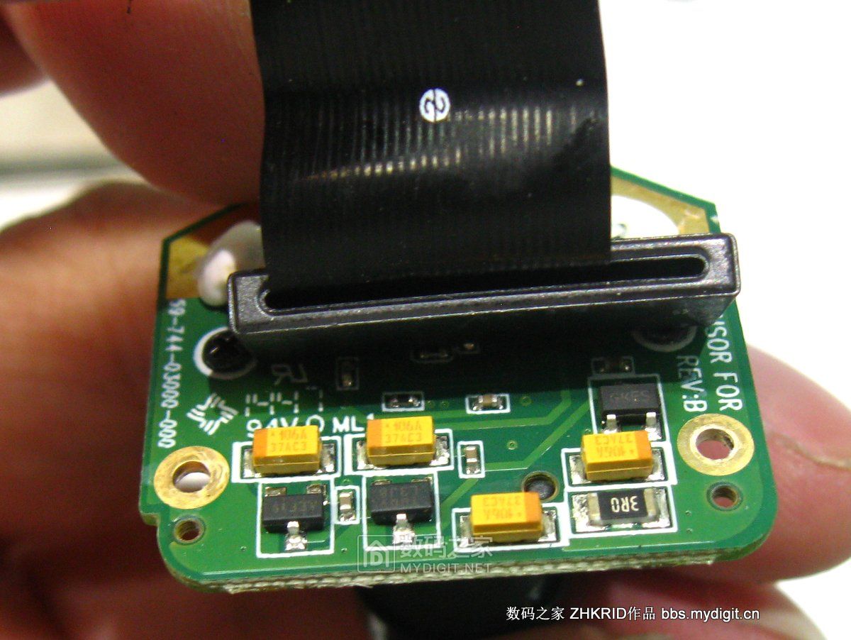 趴趴狗行车记录仪镜头拆解,零镜行车记录仪拆解评测