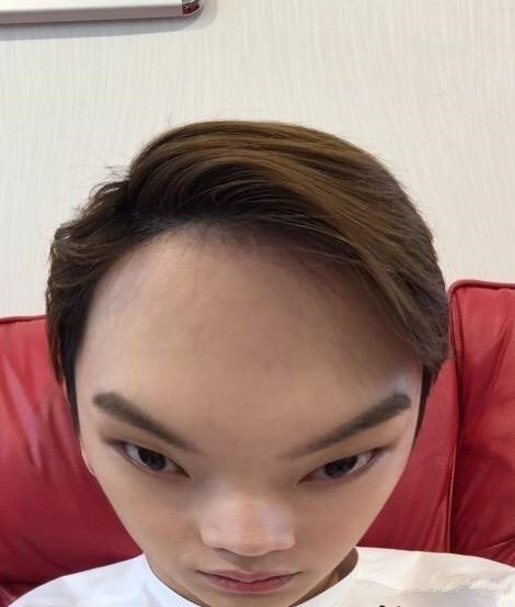 明明靠颜值他偏要靠才华,明明可以靠颜值可他偏要靠才华