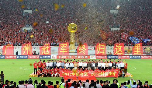 天津权健7月份保持不败，积分榜跃居第三，难道要上演中超的凯泽斯劳滕神话？