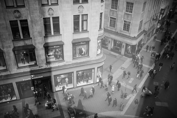 一张照片讲述一个故事100字,用照片讲述经历的视频