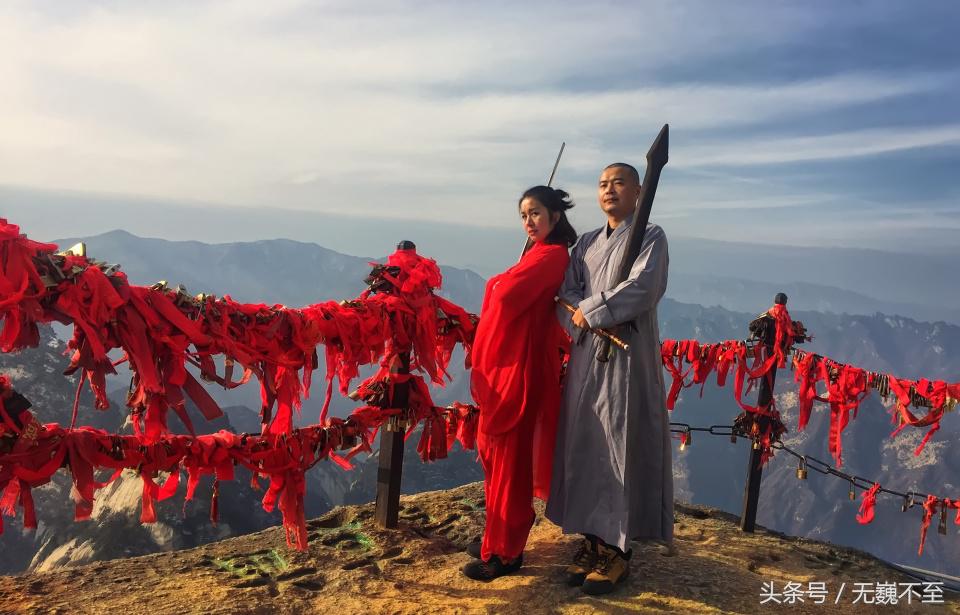 长空栈道走华山,一个人爬华山怎样玩长空栈道