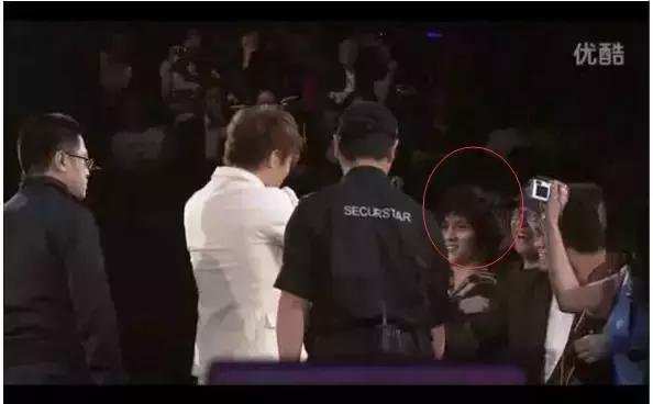 明星追星也疯狂彭于晏杨紫,朴灿烈鹿晗蔡徐坤权志龙张艺兴