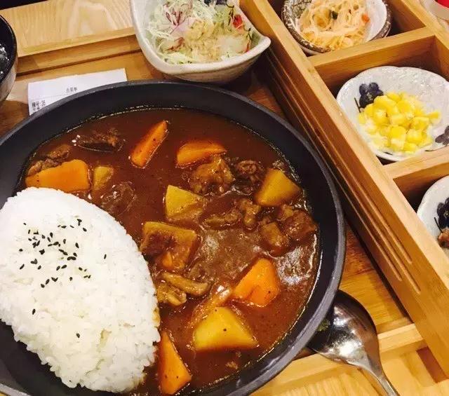 武汉附近小众旅游城市美食,武汉的著名风景和小吃