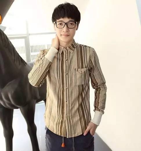 矮个子男生怎么穿秋装,矮个子男生怎样穿比较成熟