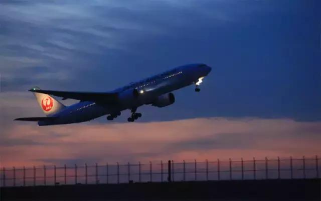 超反差！原来你是这样的东京！卡哇伊与奇幻工业风，一次拥有~