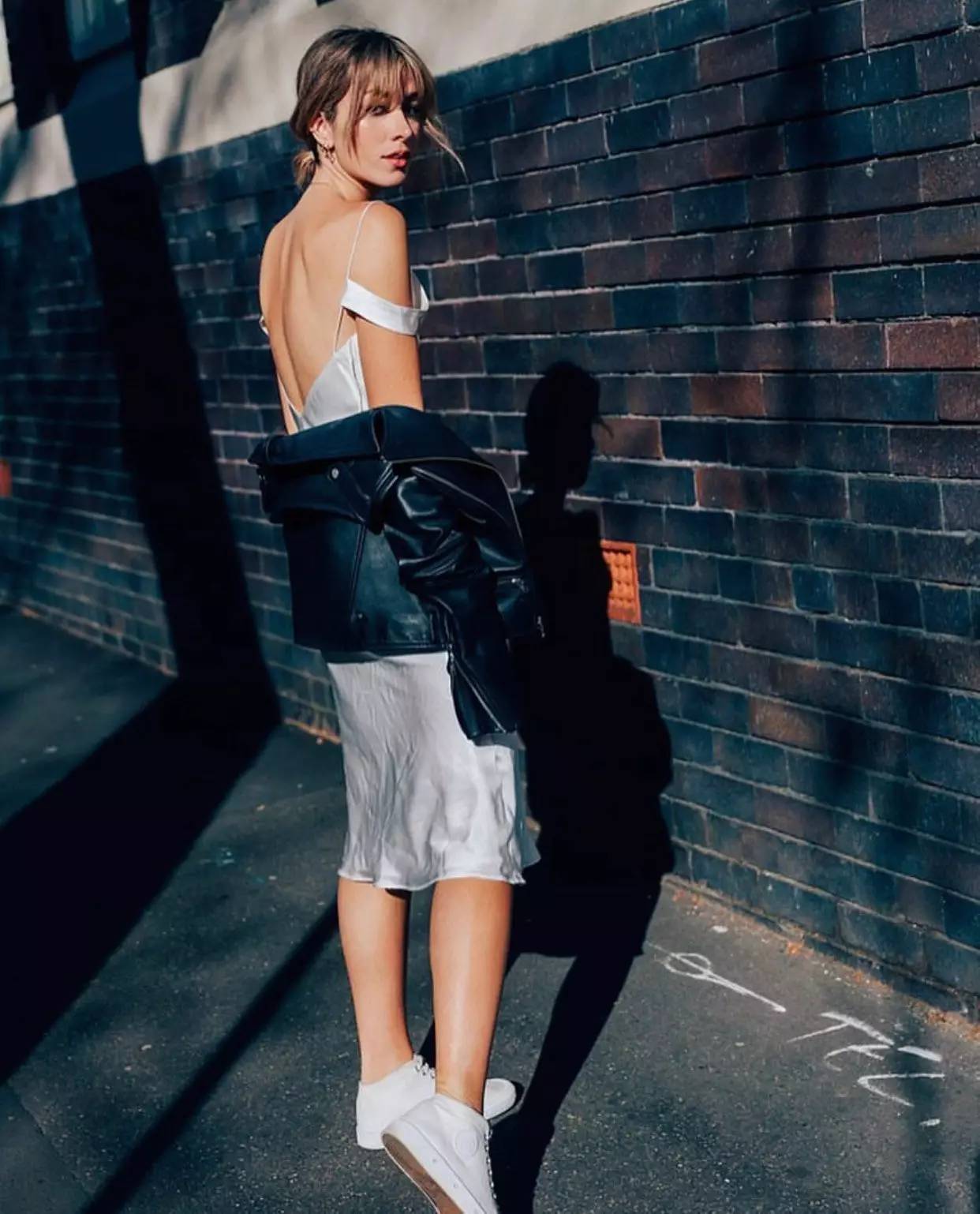 新手涂鸦小白鞋,小白鞋简易画法