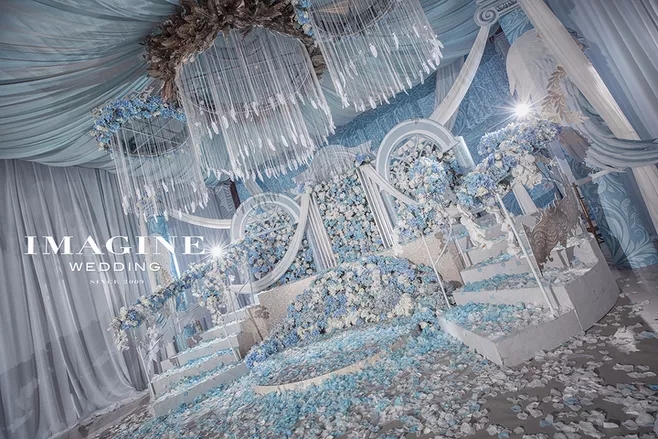 户外婚礼场景布置效果图,红色系婚礼户外布置场景