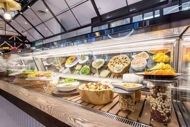 杭州肯德基不好好卖鸡，想干啥？