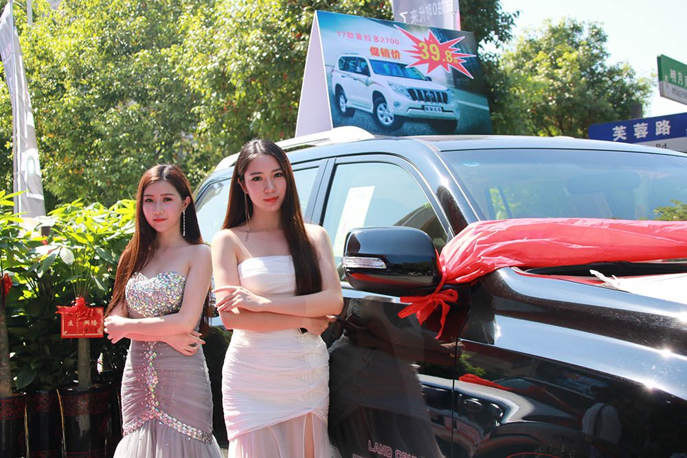 老司机：教你三招识别泡过水的车