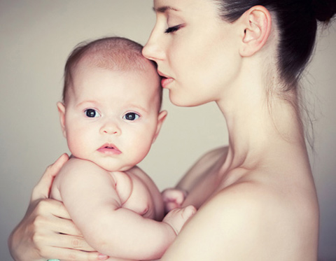 坚持母乳喂养的威力,坚持母乳喂养给宝宝最好的爱