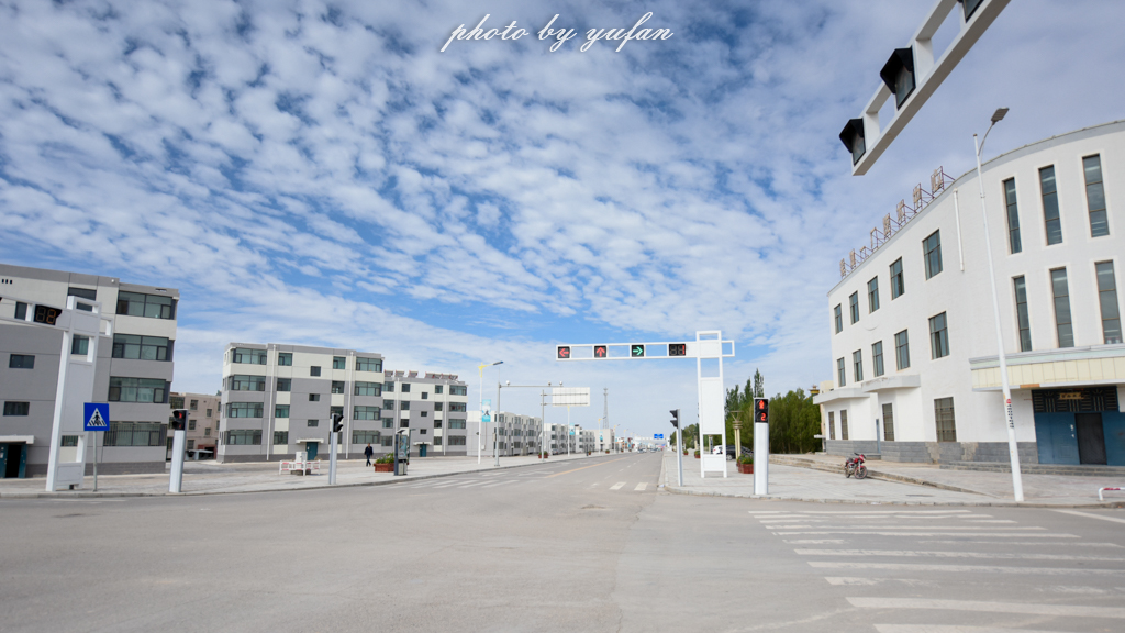 花土沟在罗布泊边缘吗,青海海西德令哈市花土沟
