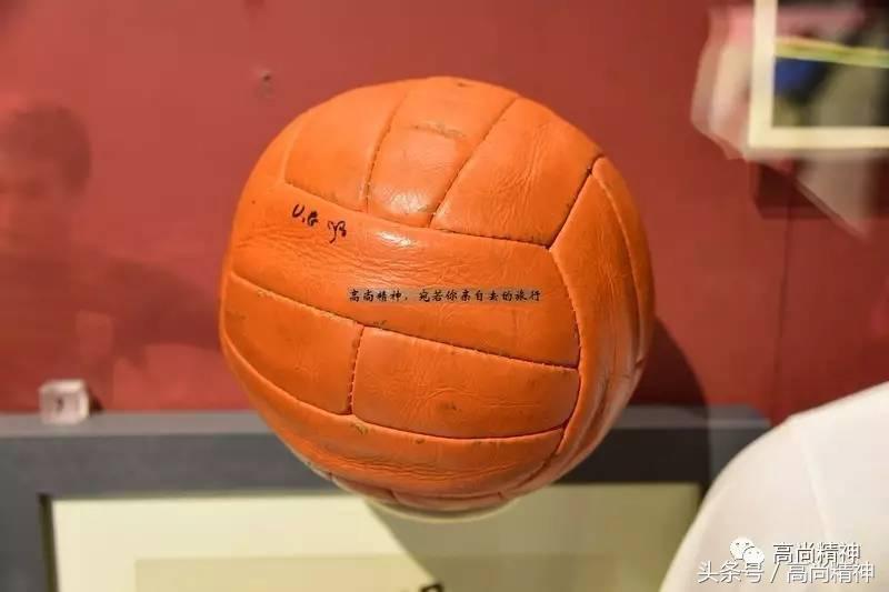 蹴鞠到现代足球的演变和发展,足球历史前十排名贝克汉姆