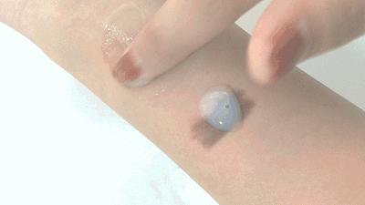 卸妆油卸妆膏卸妆水哪个不伤皮肤,卸妆油卸妆膏哪个用得慢