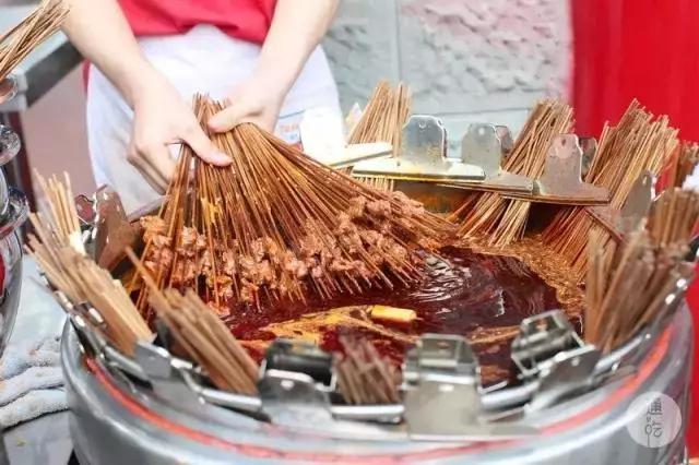 成都爆辣串串,成都冒椒火辣有几个店