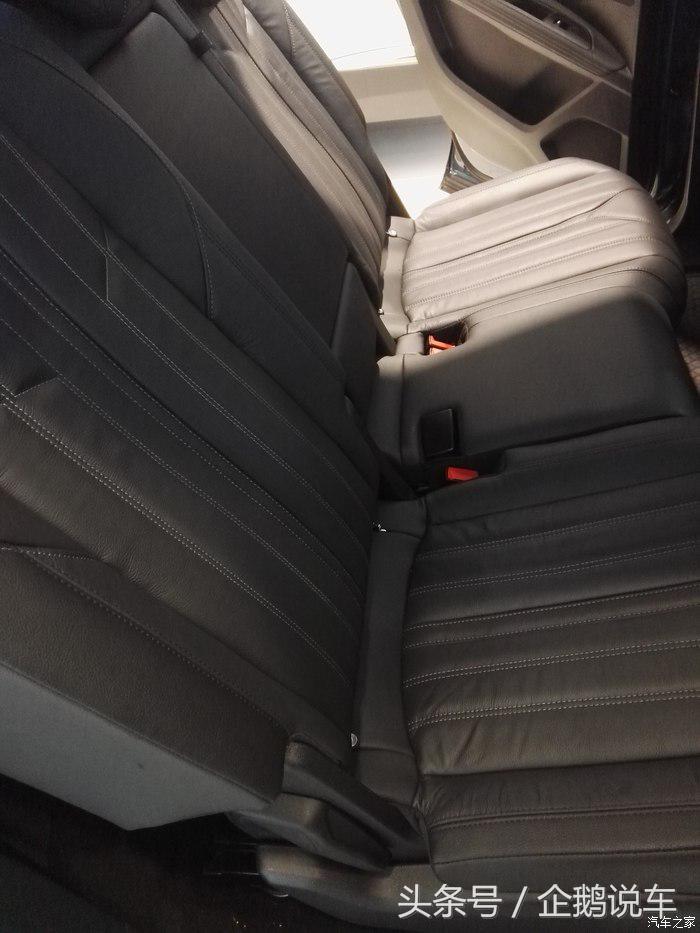 17款标致50081.8t精英版,17款标致50087座精英版蓝色