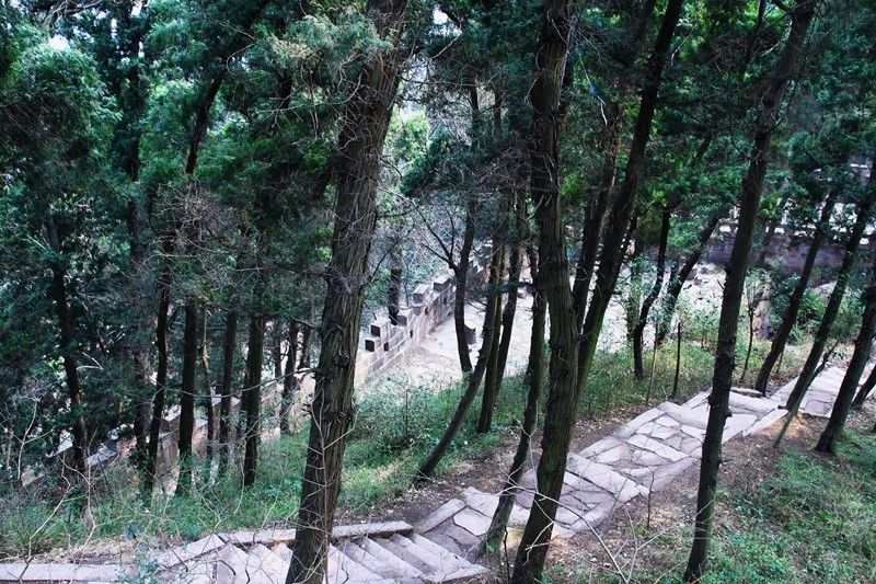 云顶山石城景区,云顶石城城墙