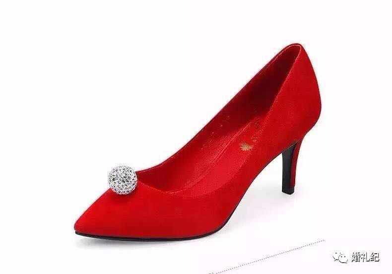 几百块买明星同款婚鞋,明星同款鞋一千元