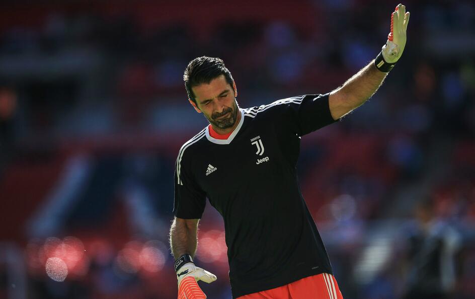 尤文史诗级2:1逆转热刺,友谊赛尤文0比0亚特兰大