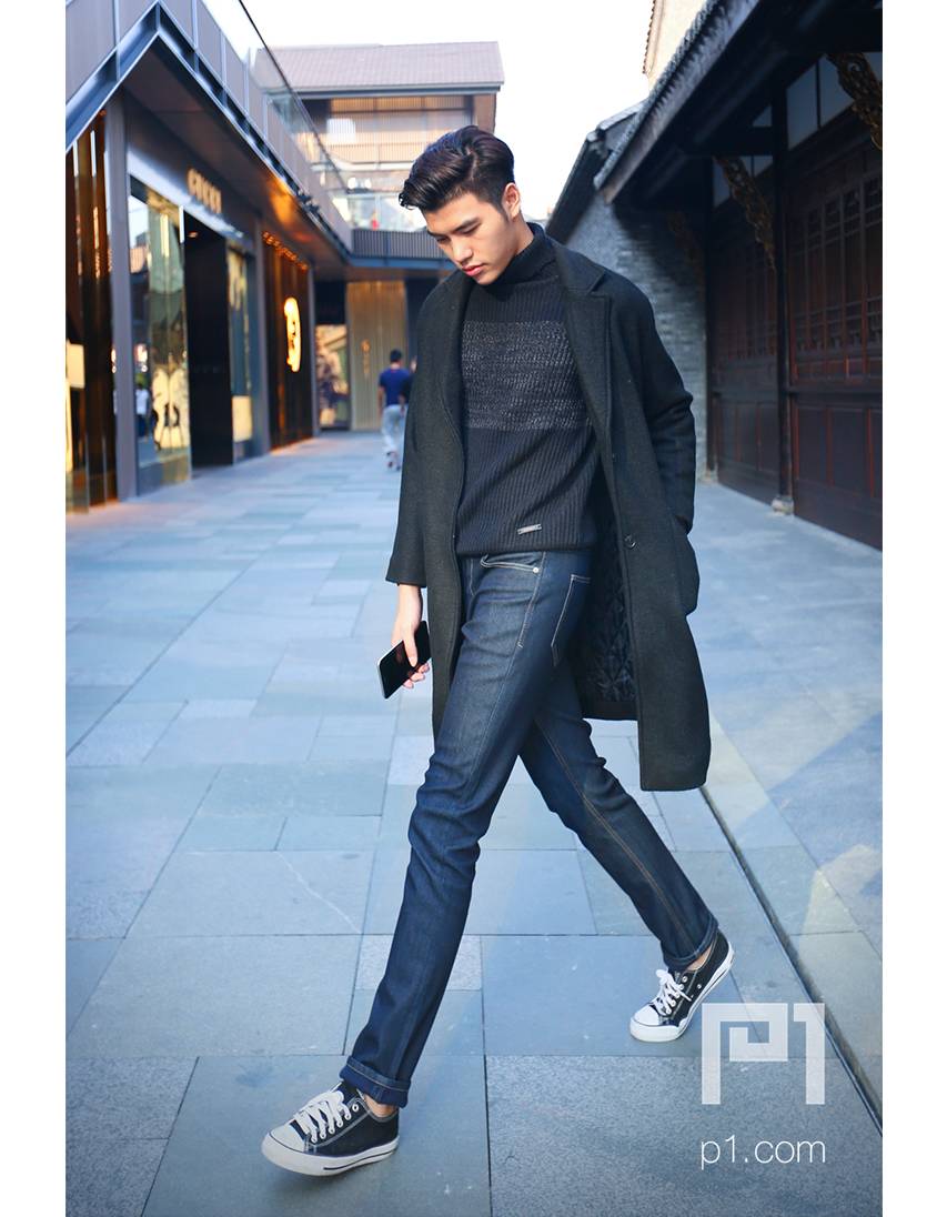 有这样一群摄影师，他们在街头用相机记录了成都人的时尚进化