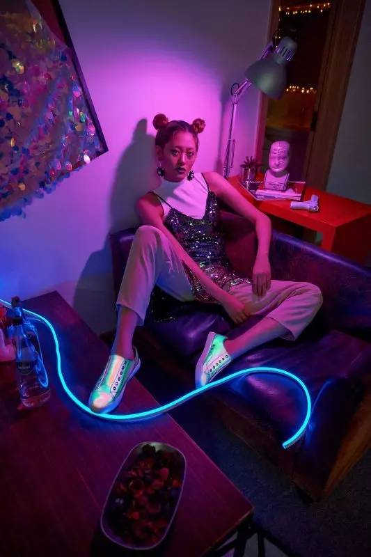 这双发光鞋让仙女们甘愿脱下心爱的恨天高——子君,吴昕都喜欢它