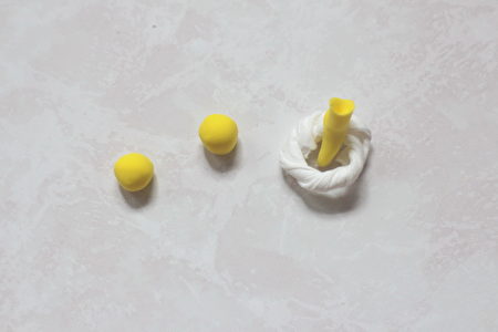 用正方形做父亲节礼物的简单手工,父亲节一次性杯子创意笔筒