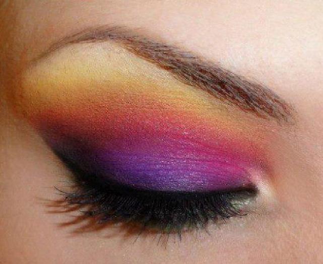 好看眼妆教程日常化妆,眼妆教程日常化妆图片