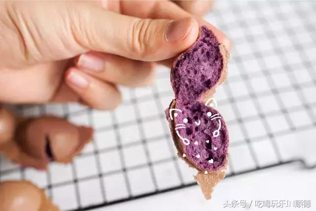 汪涵吴秀波关之琳宋茜刷爆票圈时，这个镶金边的pizza却火了