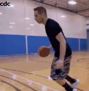 射手不会上篮,射手如何突破投篮