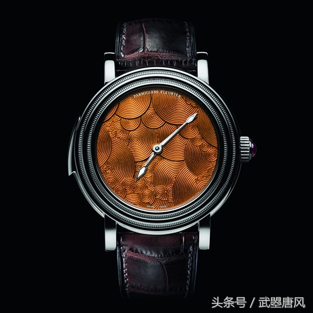 武瞾介绍：如何识别瑞士百达翡丽手表真伪？
