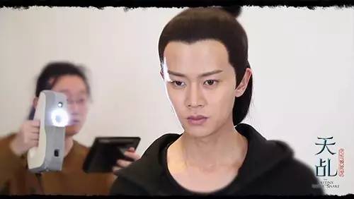 蜗牛爱上蛇，泛娱乐时代已然全面降临