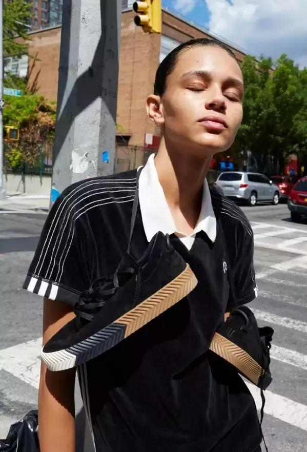 亚历山大王阿迪达斯,亚历山大王阿迪达斯联名鞋