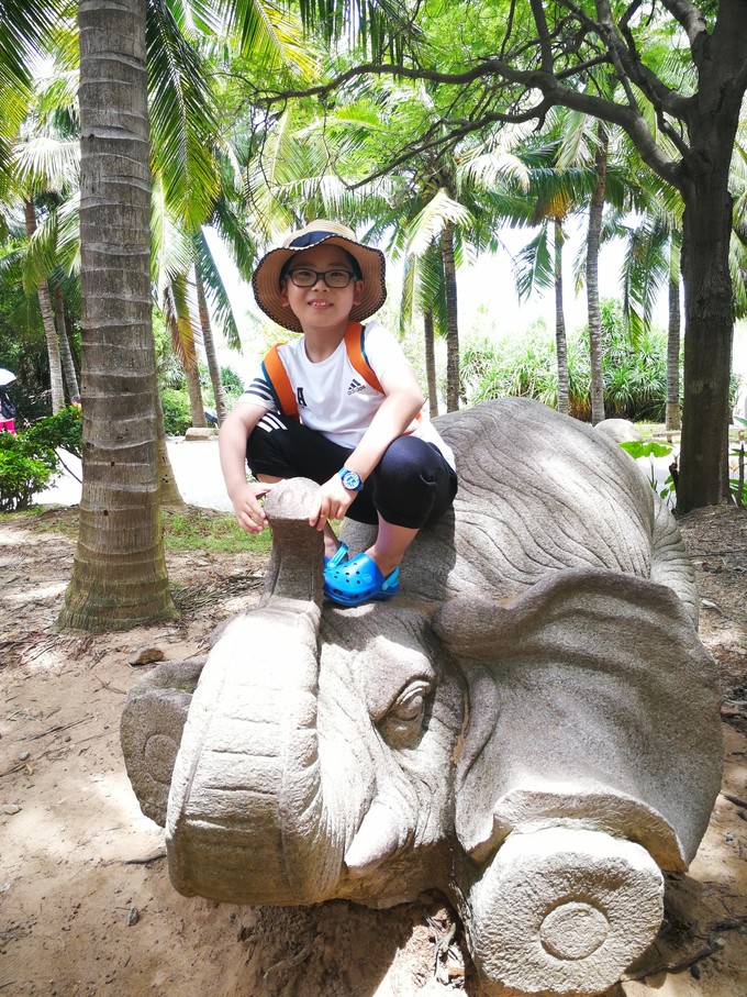 带着老妈和宝贝游三亚（两家铂尔曼和亚龙湾红树林度假之旅）