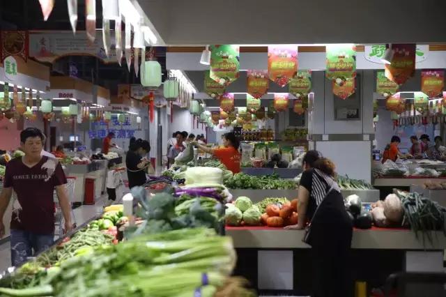 精品菜市场干净卫生环境整洁,石家庄南二环大型菜市场