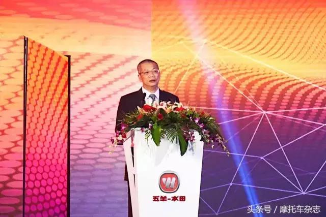 老款五羊本田125摩托车新车视频,2022年五羊本田佳御新车发布