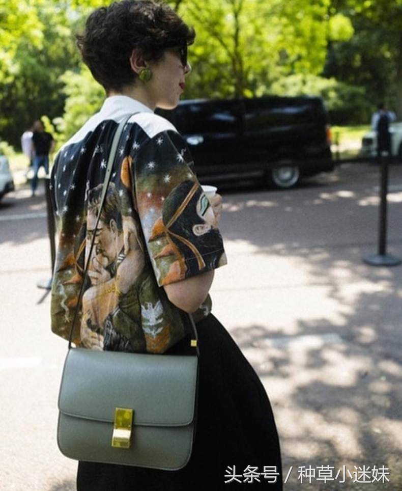 celinebox大红色,celine2018秀