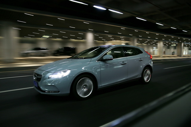 沃尔沃新款v40试驾,试驾沃尔沃v40