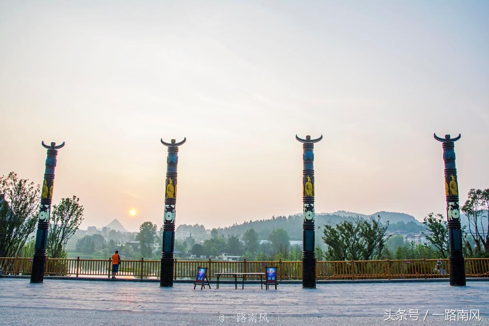 王健林为什么在丹寨建万达小镇,万达王健林与丹寨