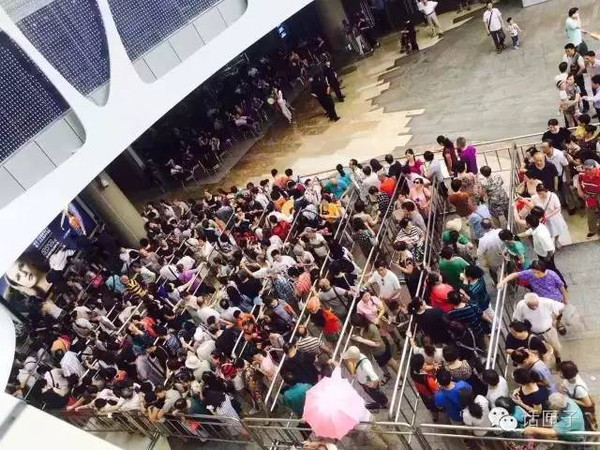 圣罗兰跨境电商,圣罗兰代购流苏