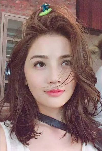 方脸赵丽颖明星图,赵丽颖鹅蛋脸图片大全