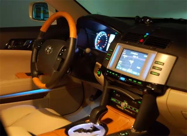 锐志经典神车,泡妞神车b级车