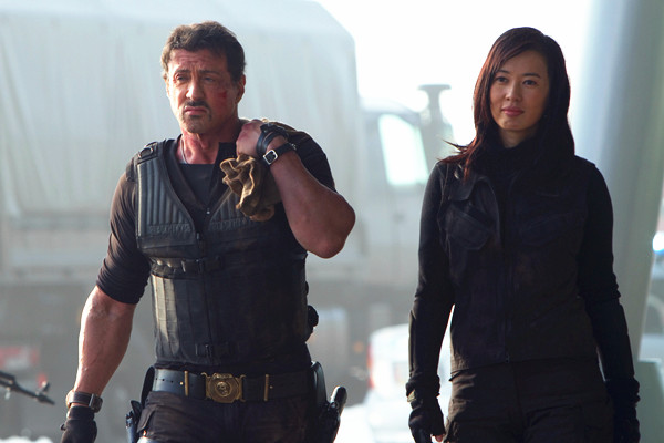 余男为什么帮吴京拍战狼,战狼吴京余男完整视频