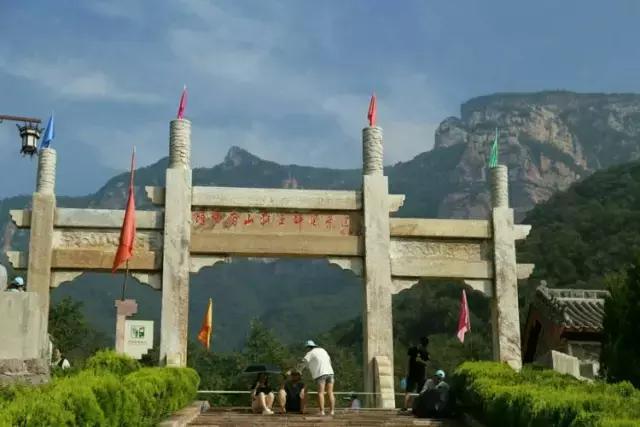 山西历山舜王坪大草原攻略,看云海高山草甸的地方