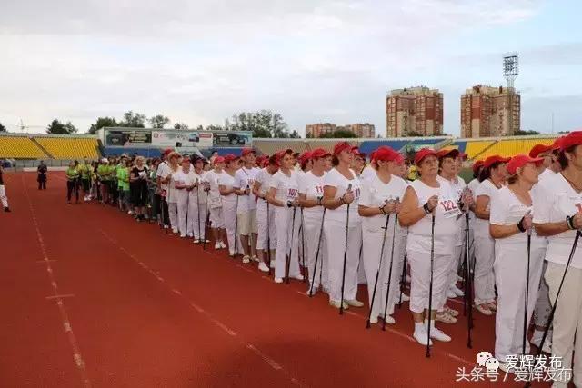 俄罗斯人在黑河的视频,黑河实拍俄罗斯