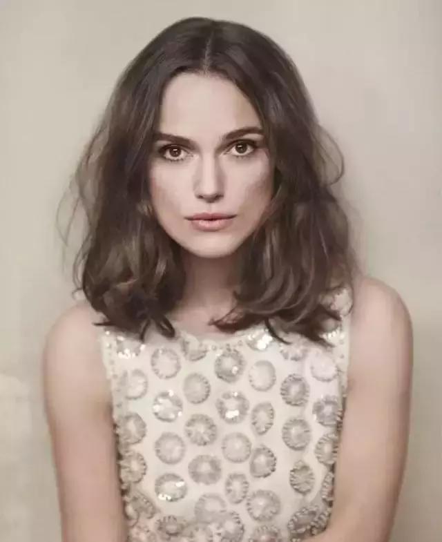 贾玲同款头发教程,贾玲发型辫子怎么扎好看