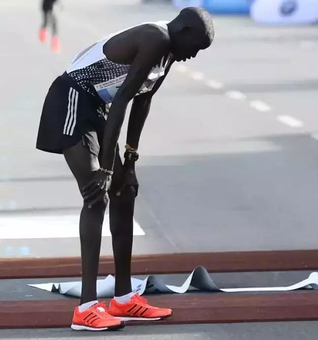 厉害了!三台这家店的鞋子风靡全球,大半个娱乐圈的明星都穿过!