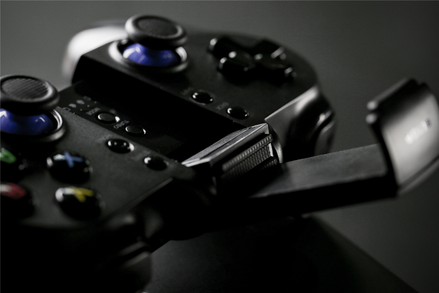 王者荣耀北通p1手柄,北通p1手柄怎么连接