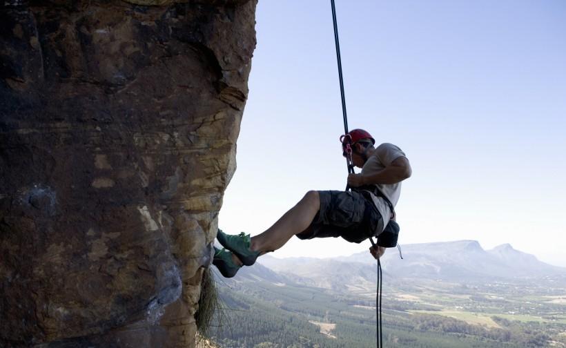 外伤后脑积水是什么原因,外伤后昏迷不醒