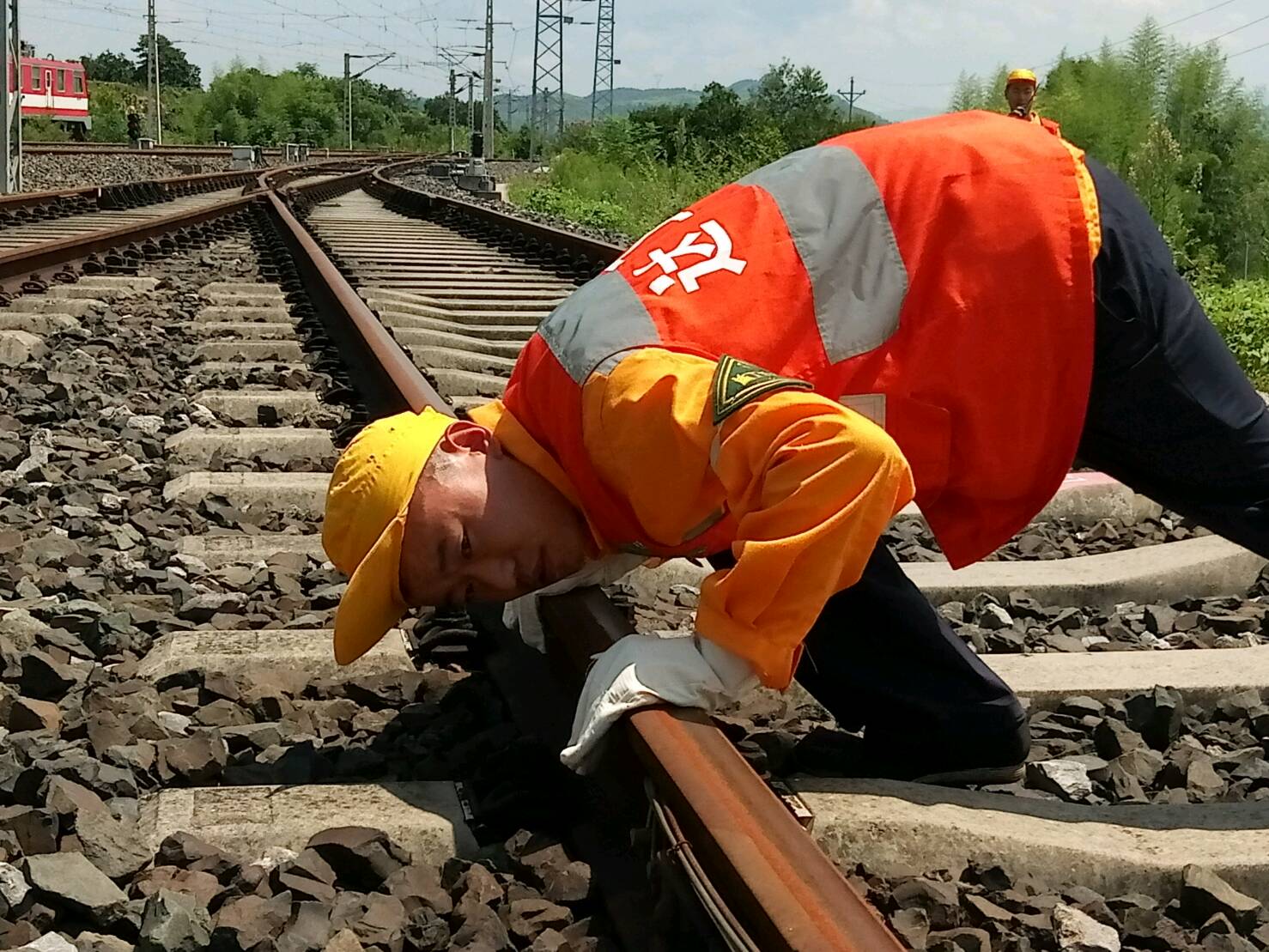 讲述从新员工到熟练工,从普通一线员工到工匠