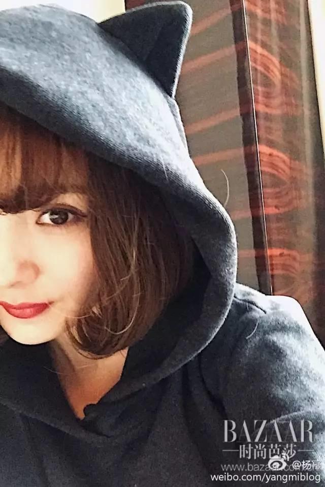 杨幂换上佟丽娅同款油头,杨幂同款发型齐肩内扣